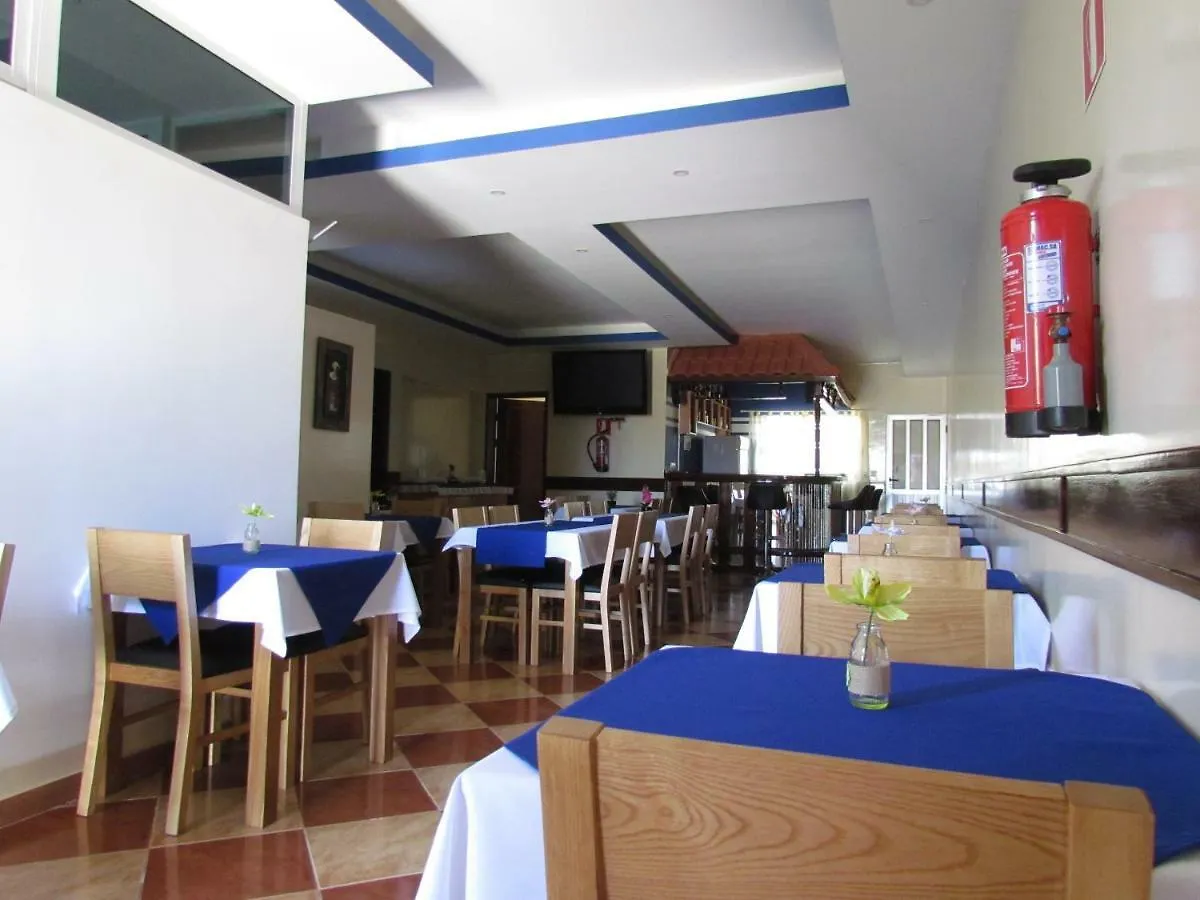 Residencial Carlos Carvalho Praia 3*,